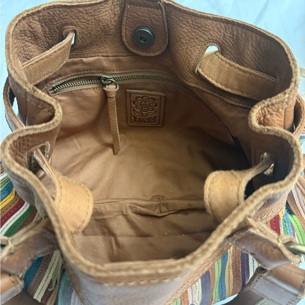 NWT 100% Genuine Leather Lucky Brand Shoulder Bag with Leather Accents - Picture 4 of 16